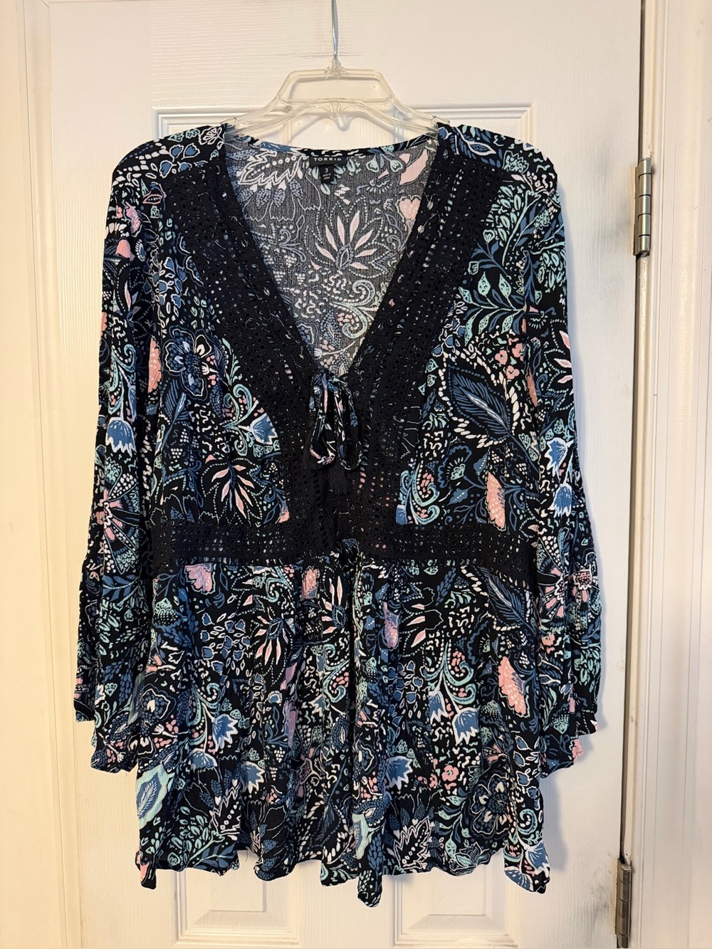 Torrid Black Multicolor Floral V-Neck Peasant Tunic